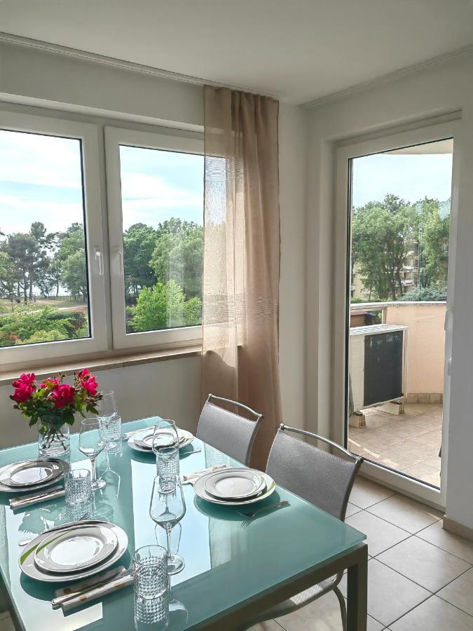 Sea View Apartment & Studio Apartment Bruno Umag Bagian luar foto