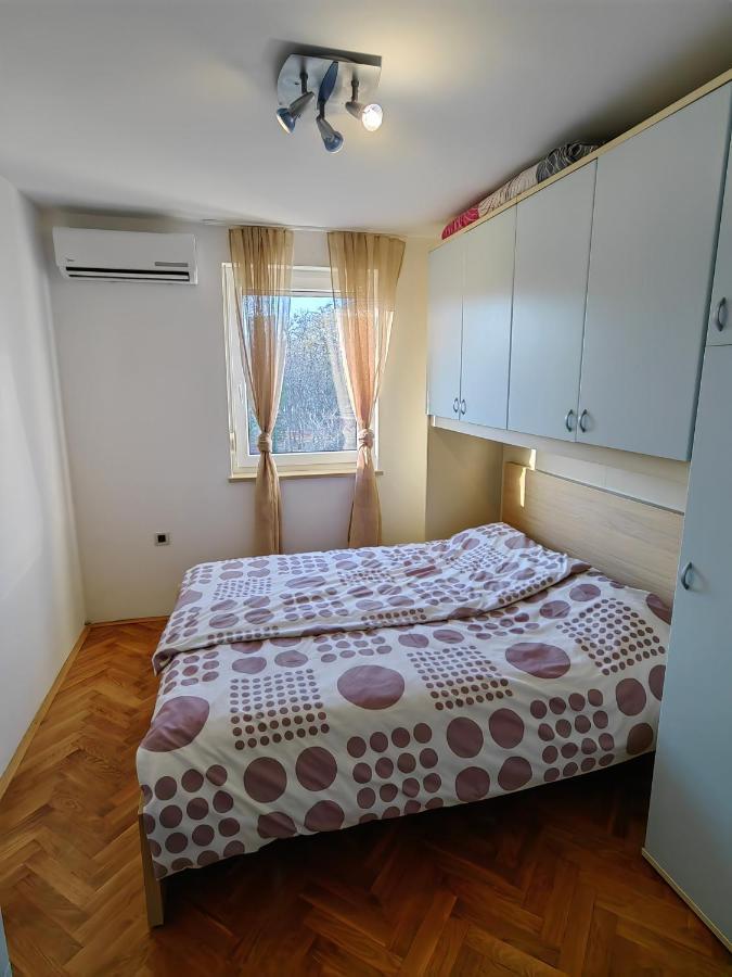 Sea View Apartment & Studio Apartment Bruno Umag Bagian luar foto