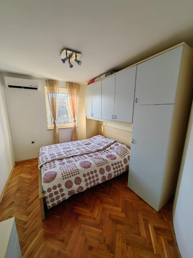 Sea View Apartment & Studio Apartment Bruno Umag Bagian luar foto