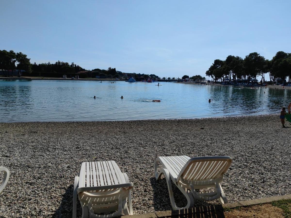 Sea View Apartment & Studio Apartment Bruno Umag Bagian luar foto