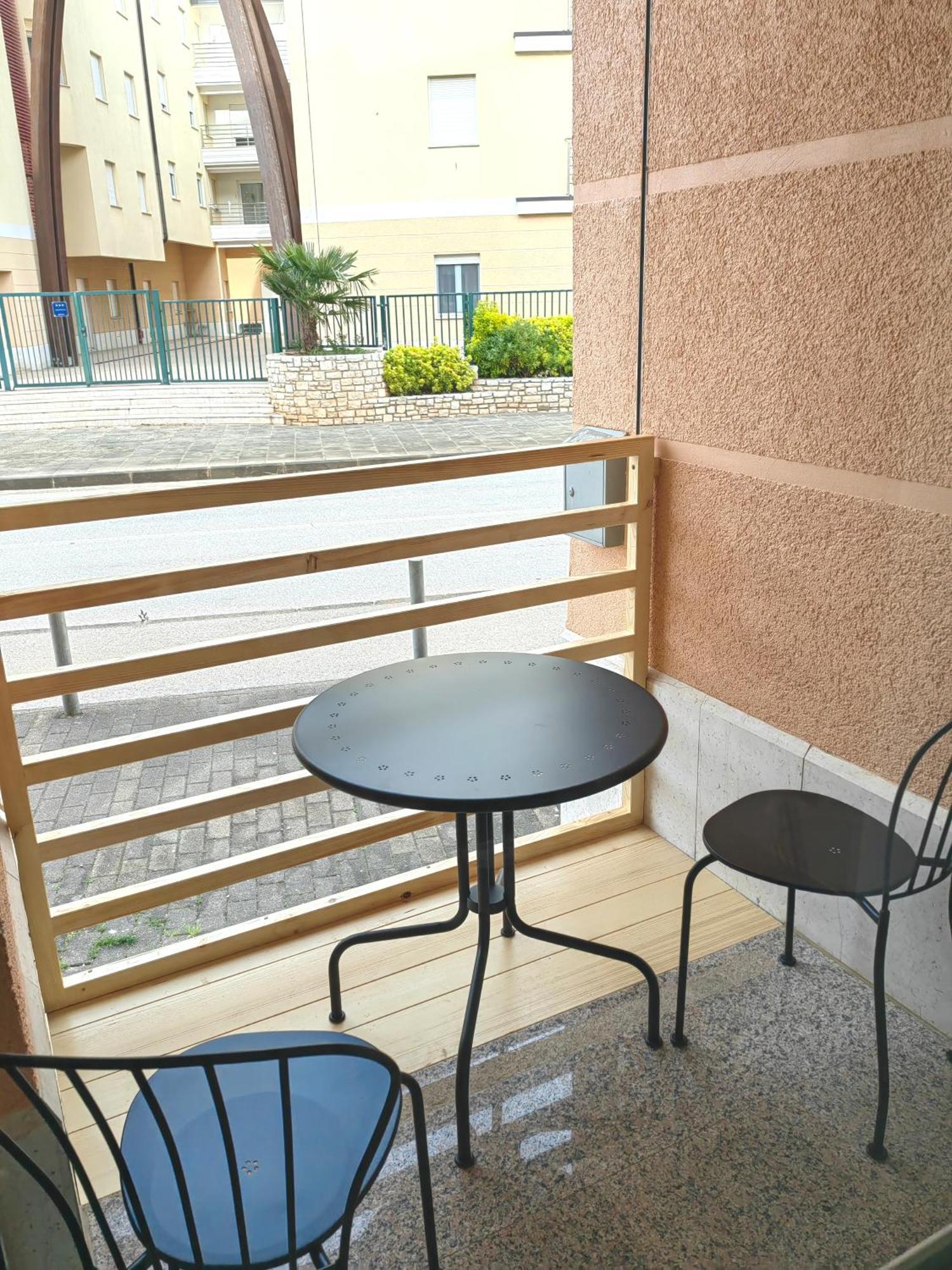 Sea View Apartment & Studio Apartment Bruno Umag Bagian luar foto